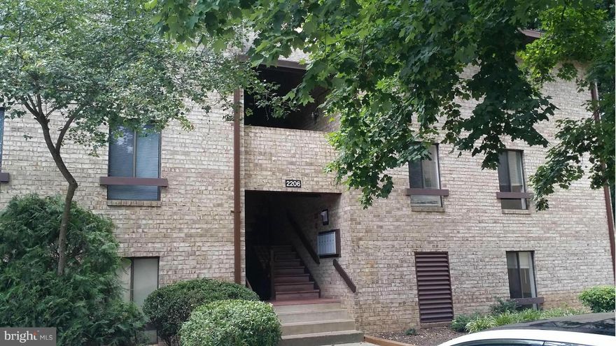 RENT INCLUDES ALL UTILITIES -ELECTRIC/GAS/WATER. New fresh paint. Beautiful & spacious 2 bedroom & 2 full bath condo. Patio backed to private mature trees. Washer/Dryer in Unit. Nice open kitchen with eat in area overlooking mature trees. Marble flooring in kitchen, dining, baths & foyer hallway. Laminate wood flooring in Living Room. Two parking space. Few minutes from Metro & Reston Town Center!