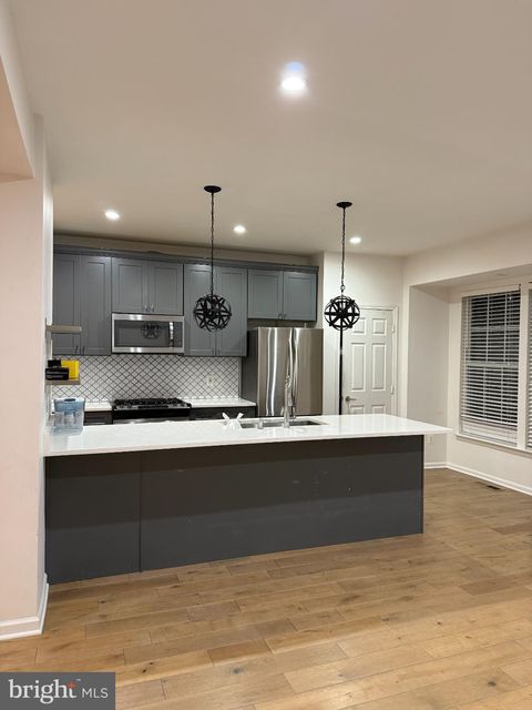 2605 LOGAN WOOD DRIVE HERNDON VA 20171