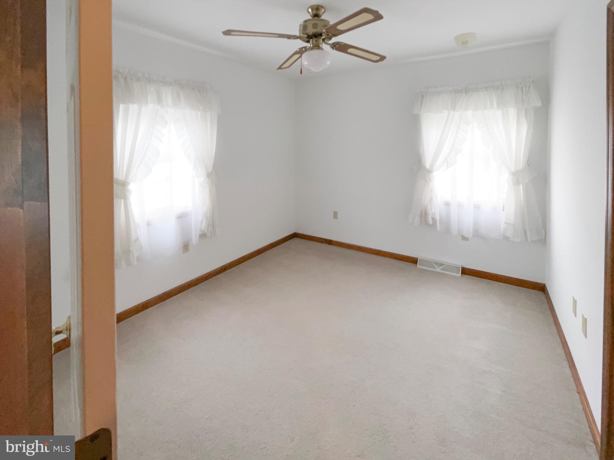 EAST BERLIN AREA - Residential