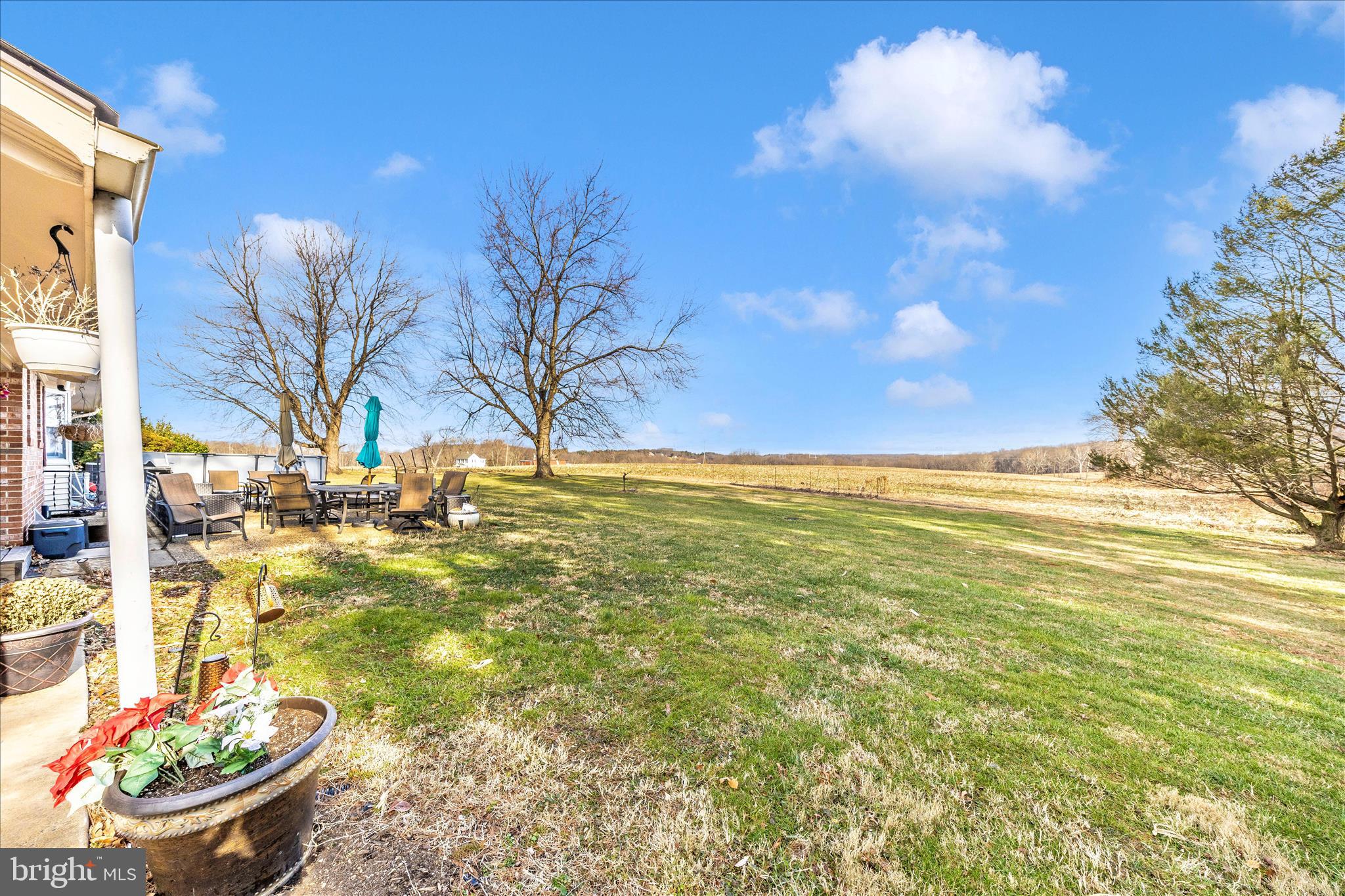 LAYTONSVILLE OUTSIDE - Residential