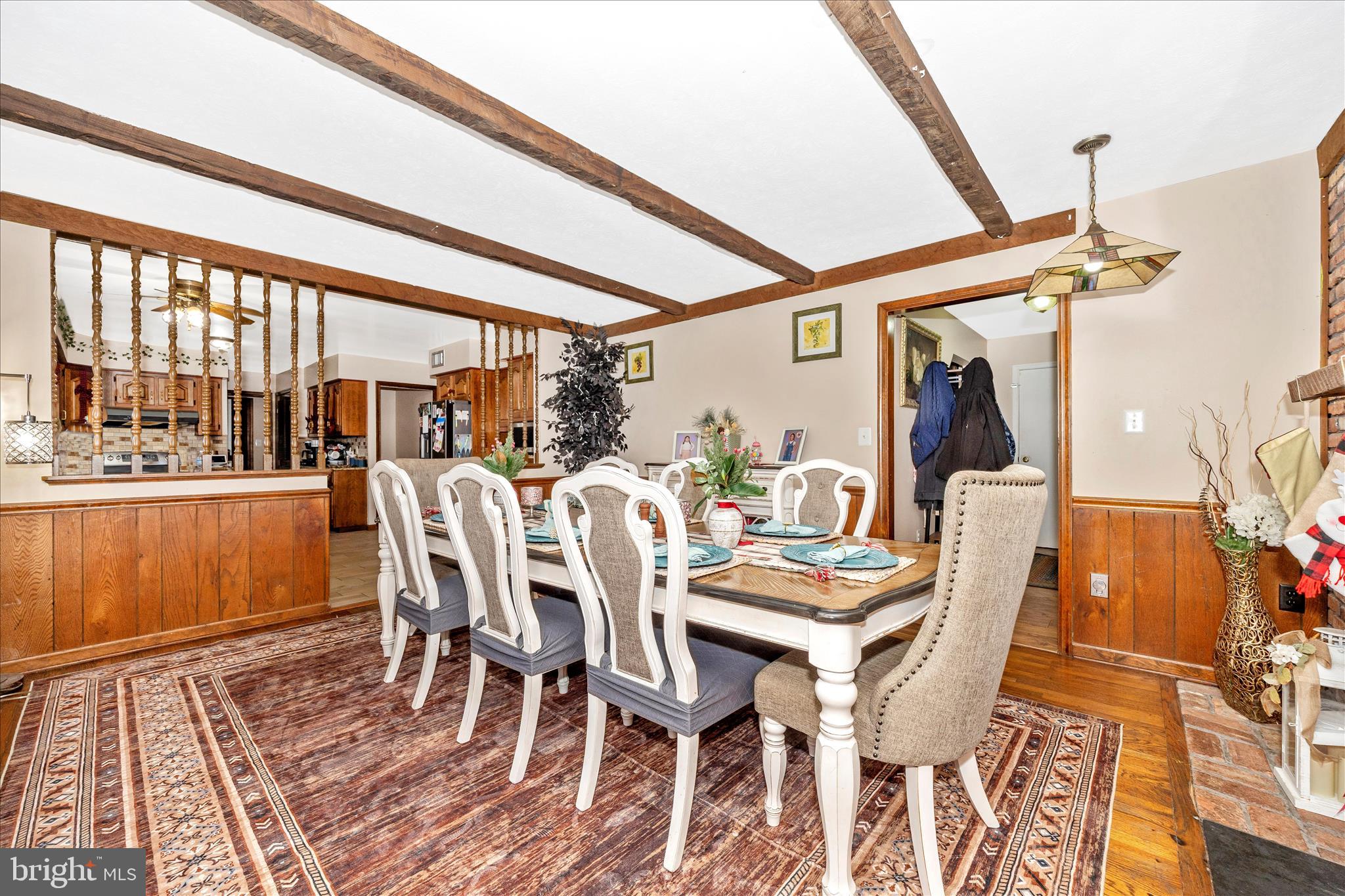 LAYTONSVILLE OUTSIDE - Residential