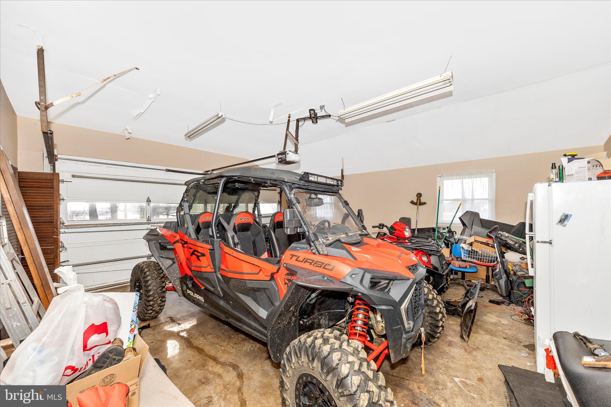 LAYTONSVILLE OUTSIDE - Residential