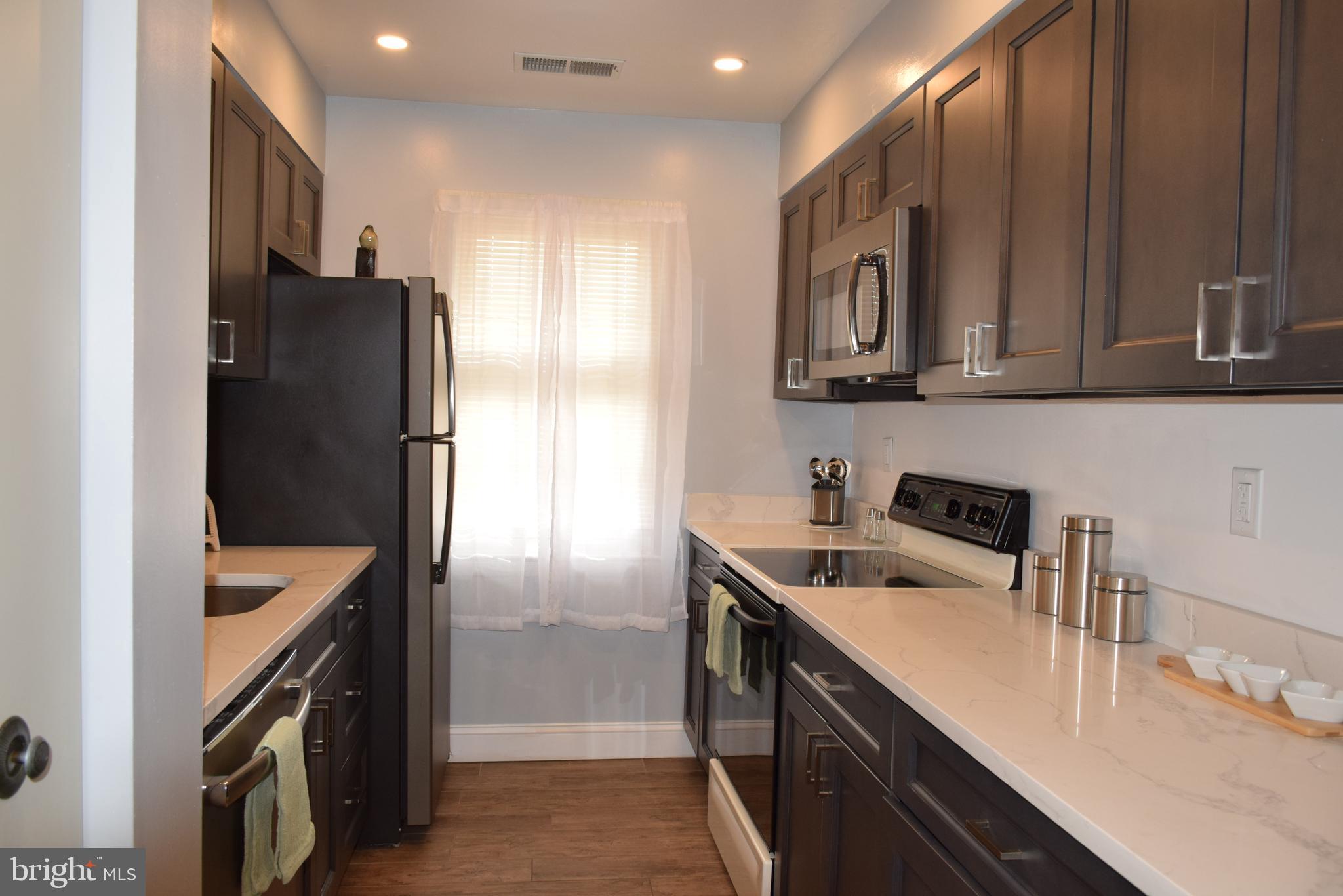 SOMERSET PARK - Residential