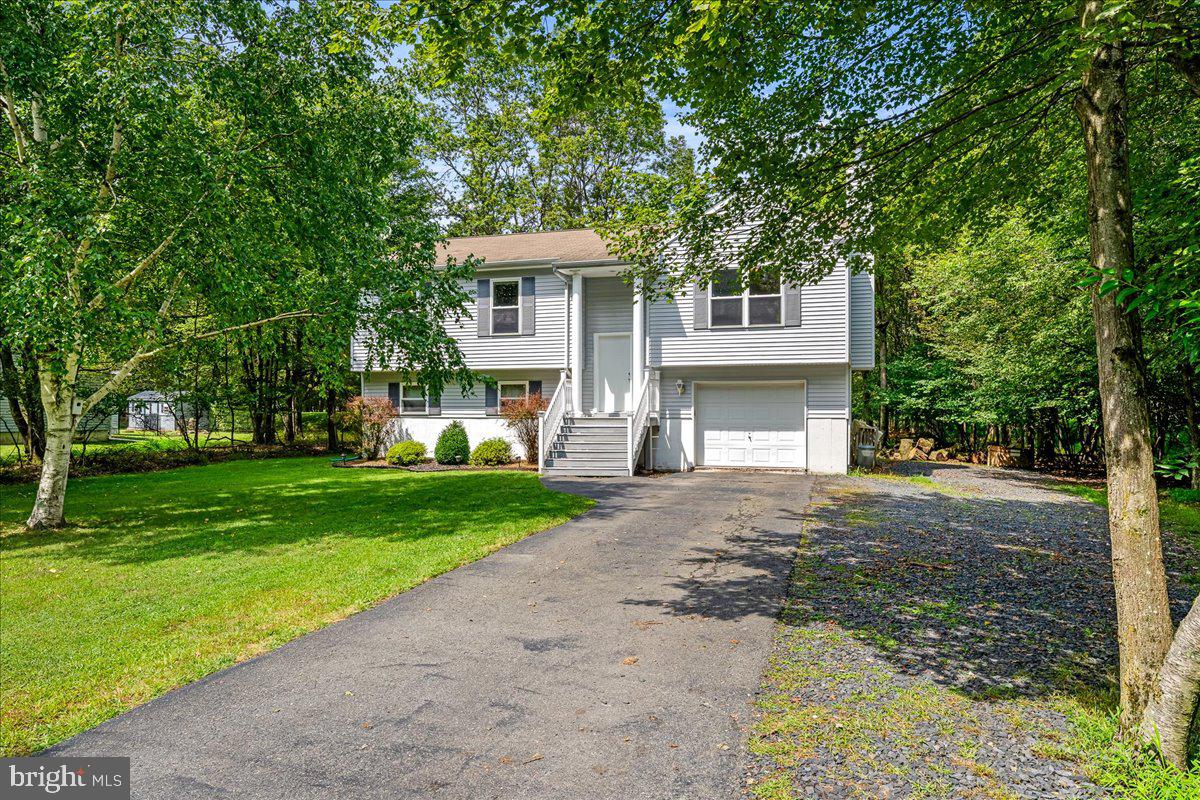 275 PETRARCH TRAIL