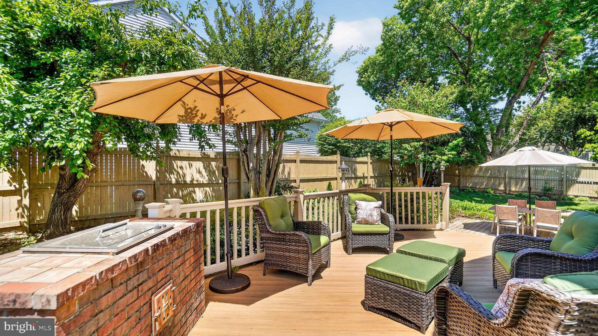 CHAPMAN FARM - Residential