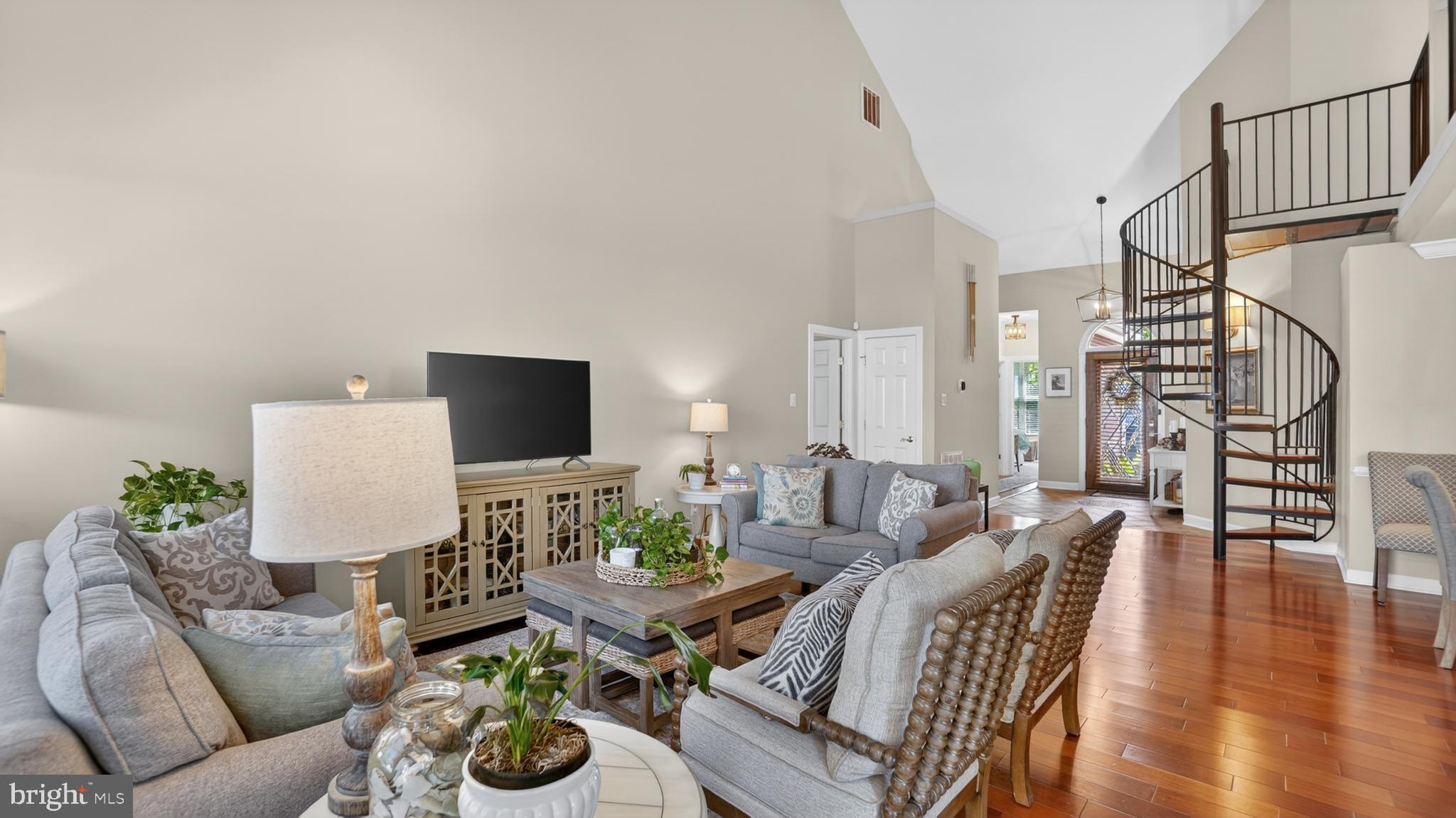 CHAPMAN FARM - Residential