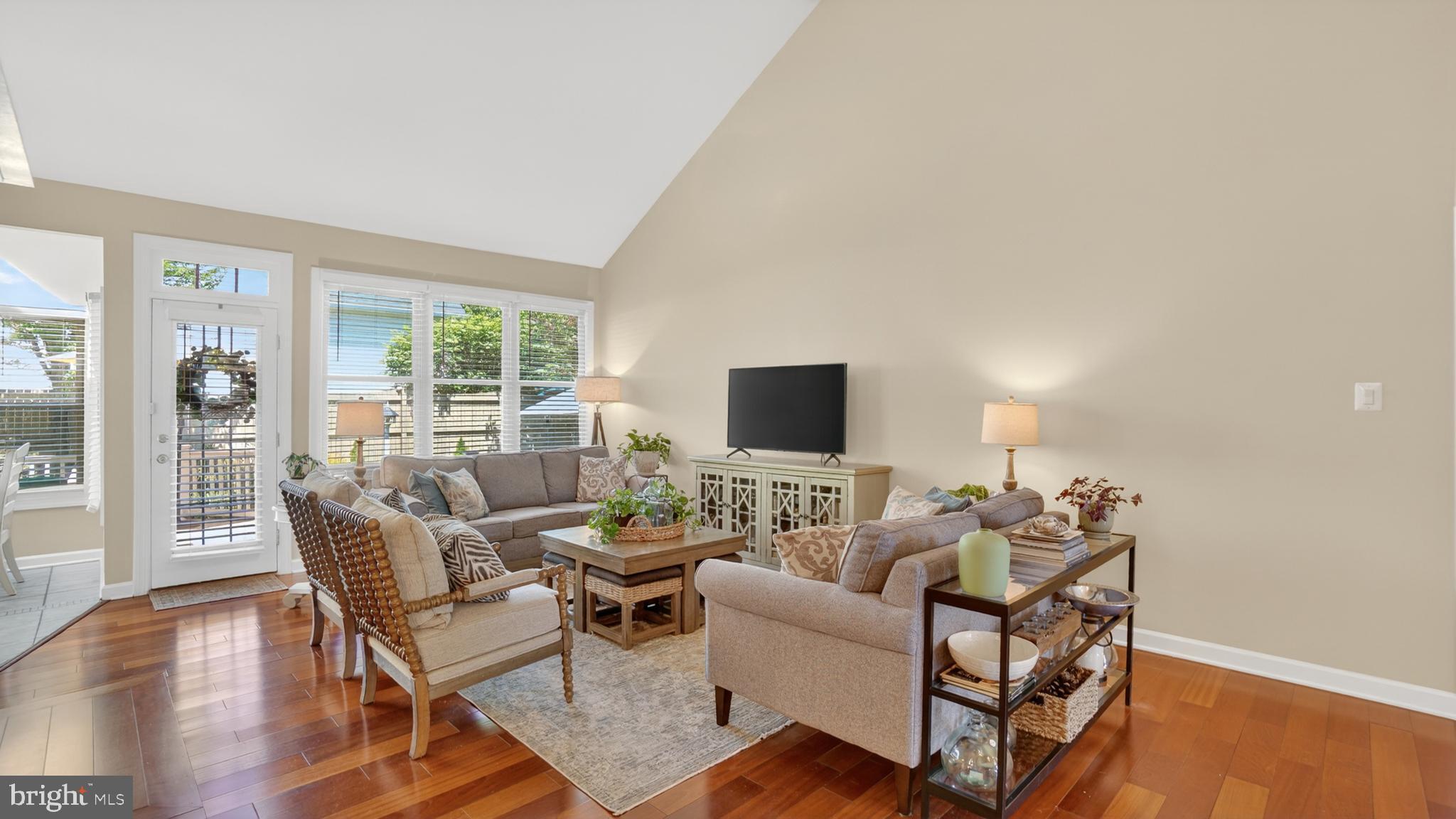 CHAPMAN FARM - Residential