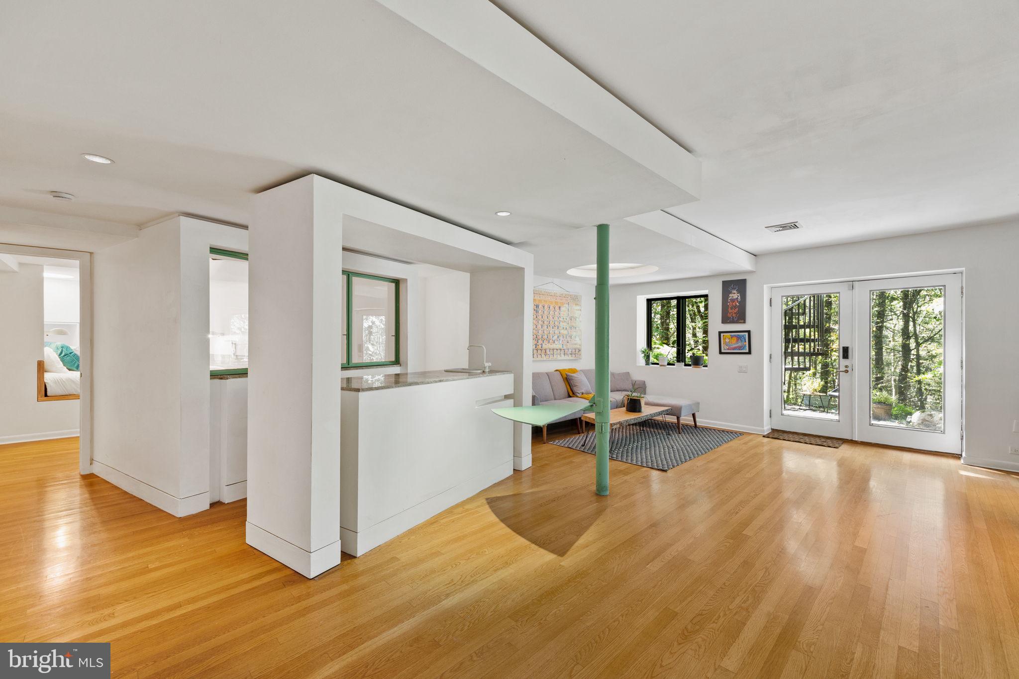 NON AVAILABLE - Residential