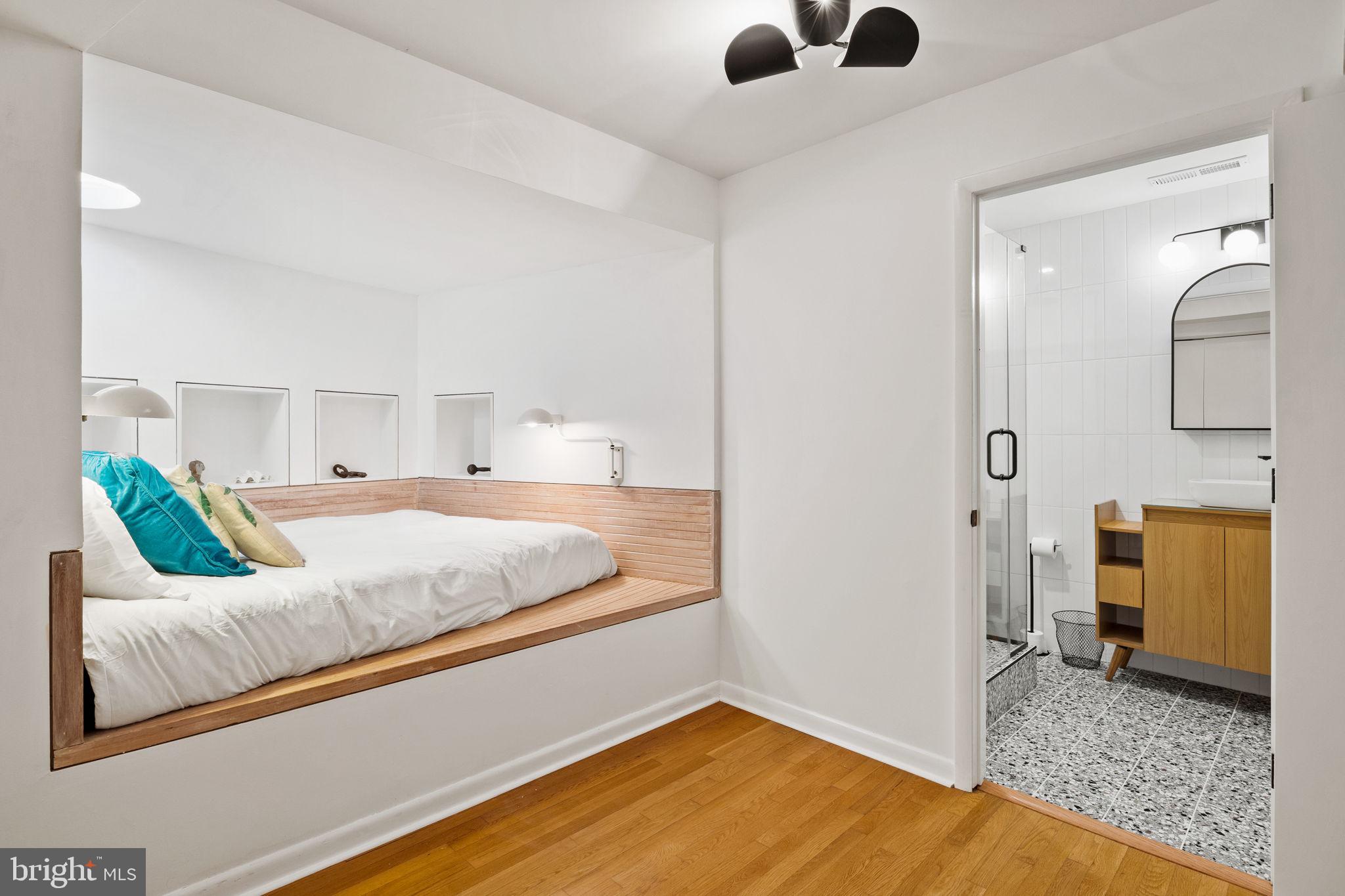 NON AVAILABLE - Residential