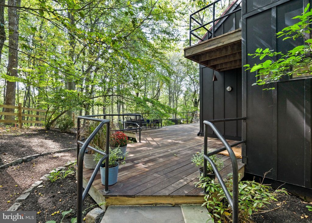 Photo of 2905 Ash Mill Road, DOYLESTOWN, PA 18902 (MLS # PABU2106206)