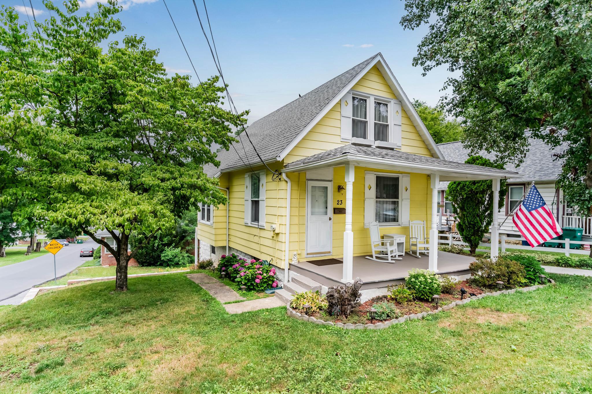 23 E SHADY LANE