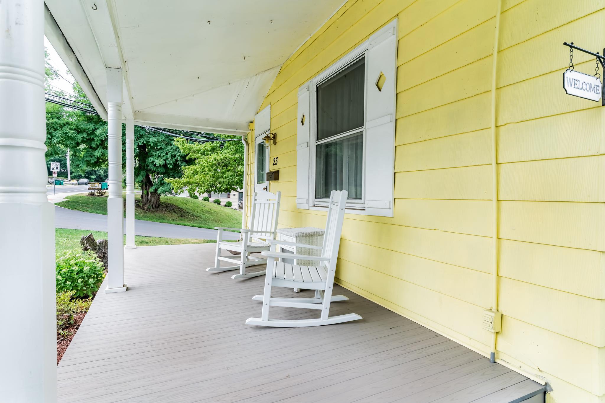 23 E SHADY LANE