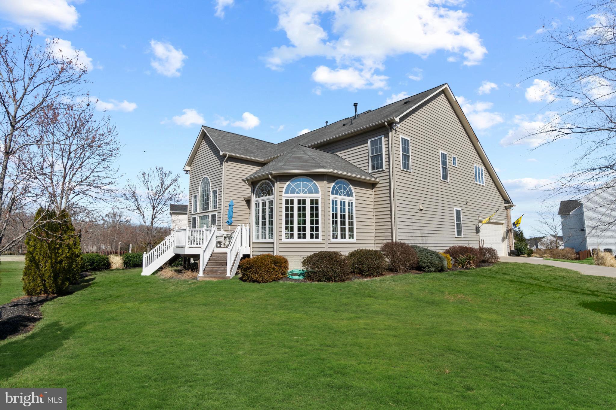 ESTATES AT LEE'S PARKE - Residential