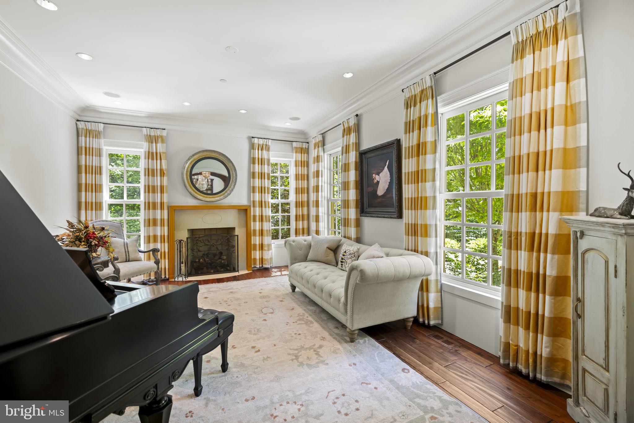 AVENEL - Residential