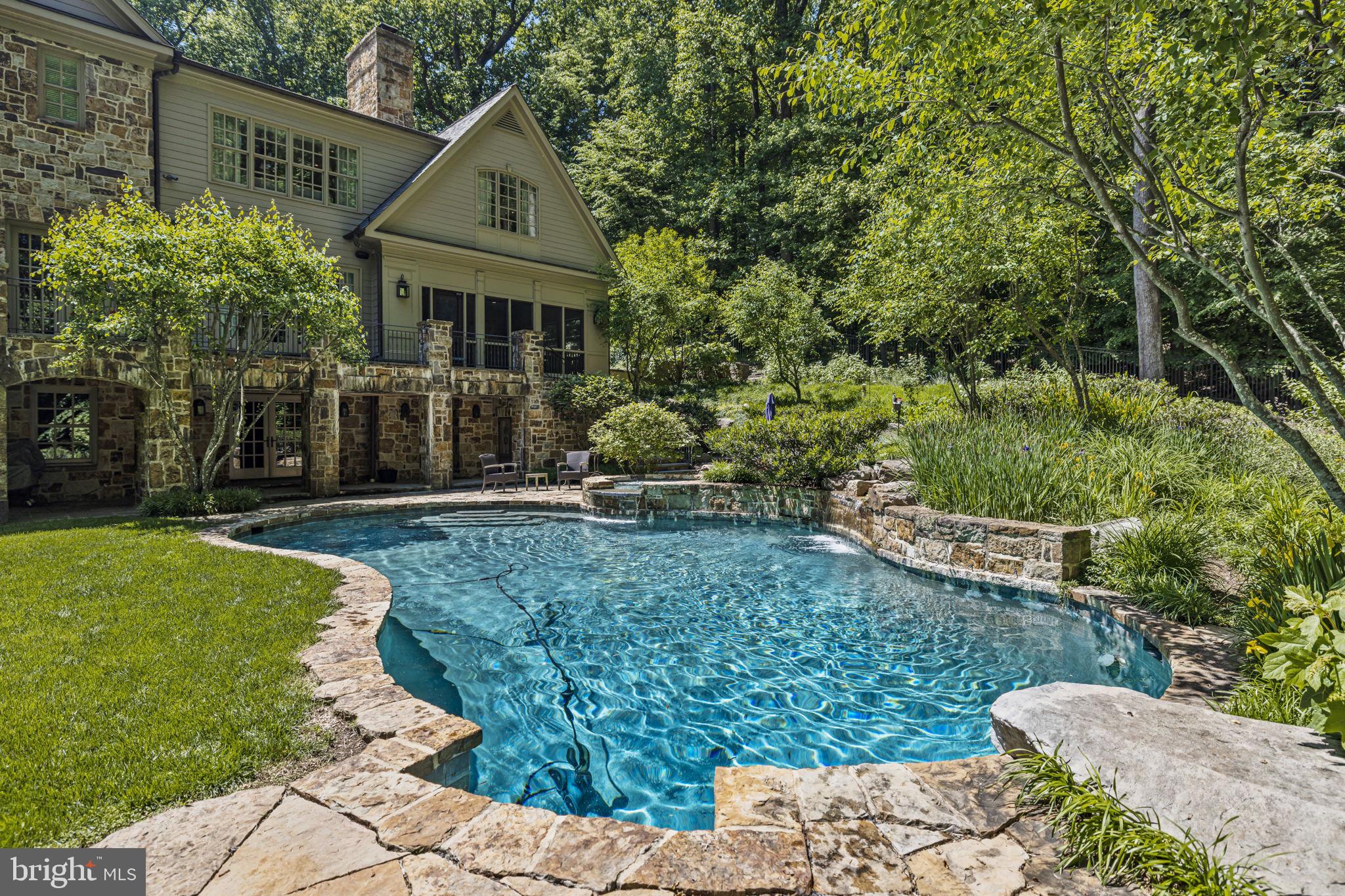 AVENEL - Residential