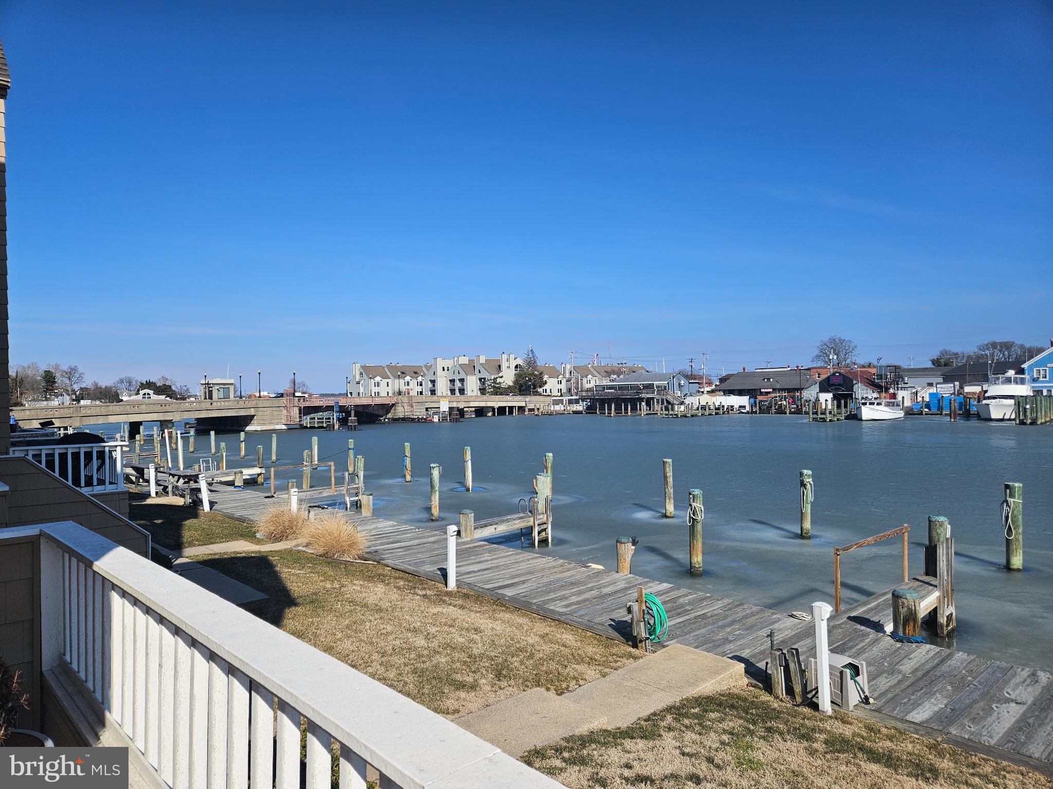 MARKET SQUARE - Residential