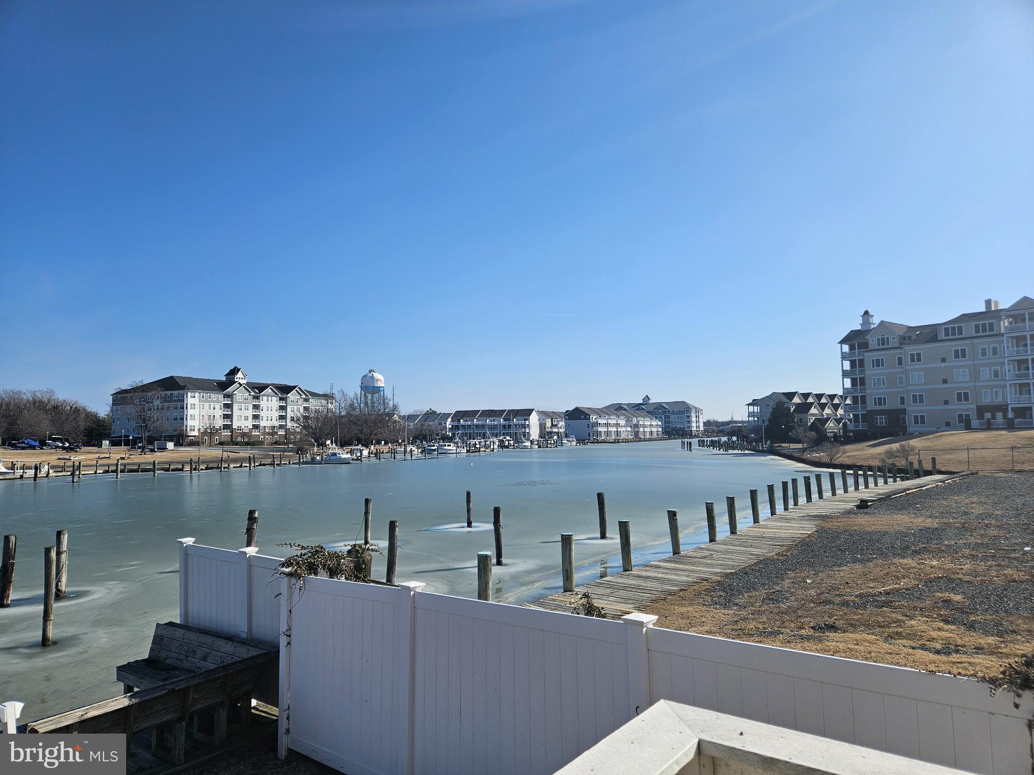 MARKET SQUARE - Residential