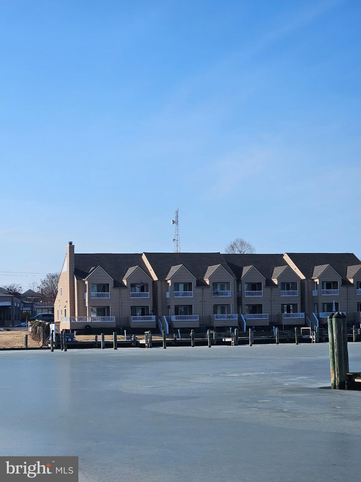 MARKET SQUARE - Residential