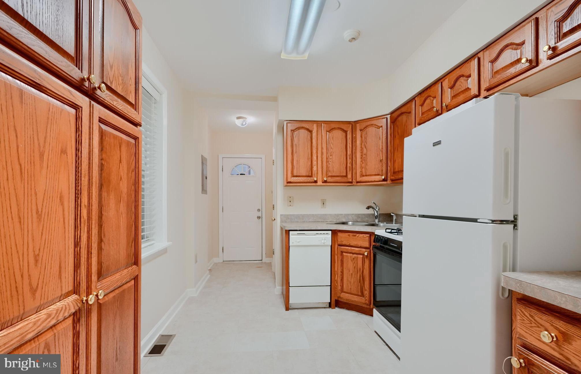 CANTON - Residential Lease