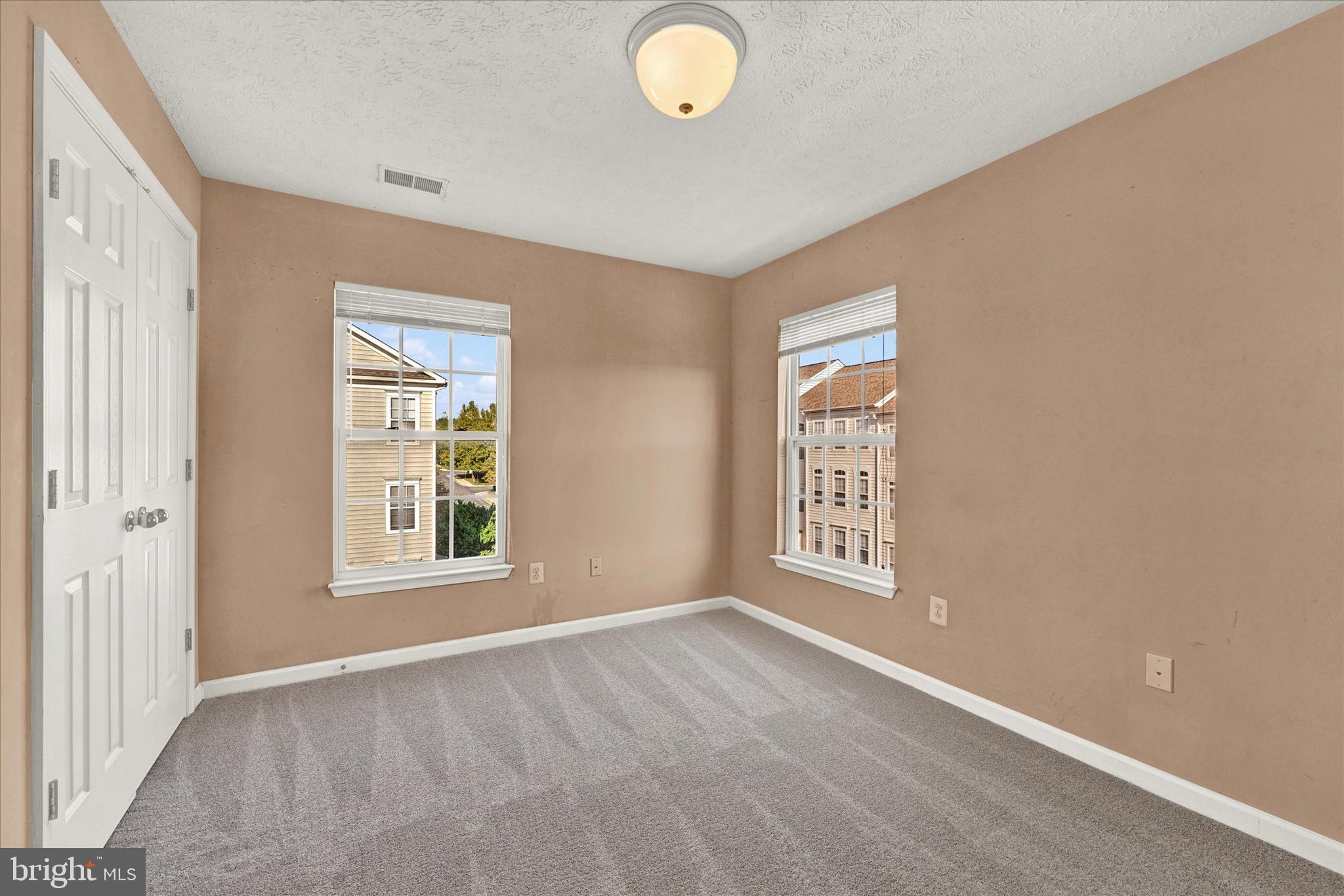 VILLAGE OF MILL RUN - Residential