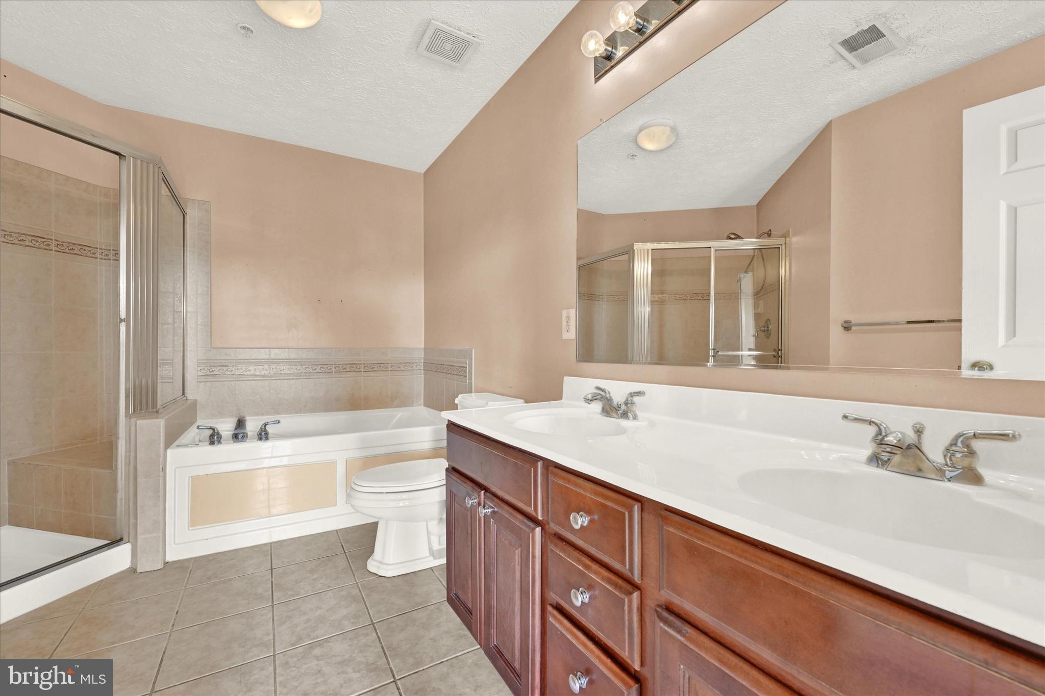 VILLAGE OF MILL RUN - Residential