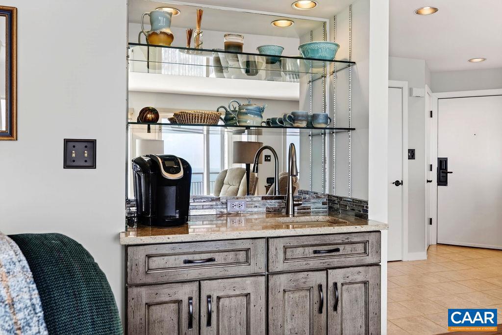 WINTERGREEN RESORT - Residential