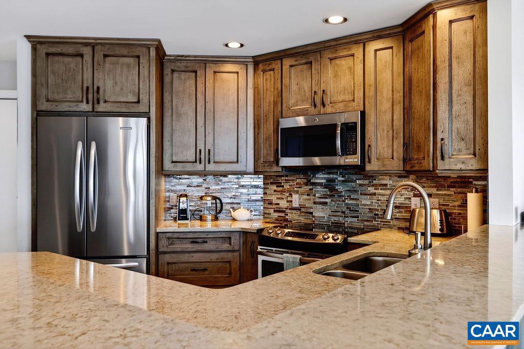 WINTERGREEN RESORT - Residential