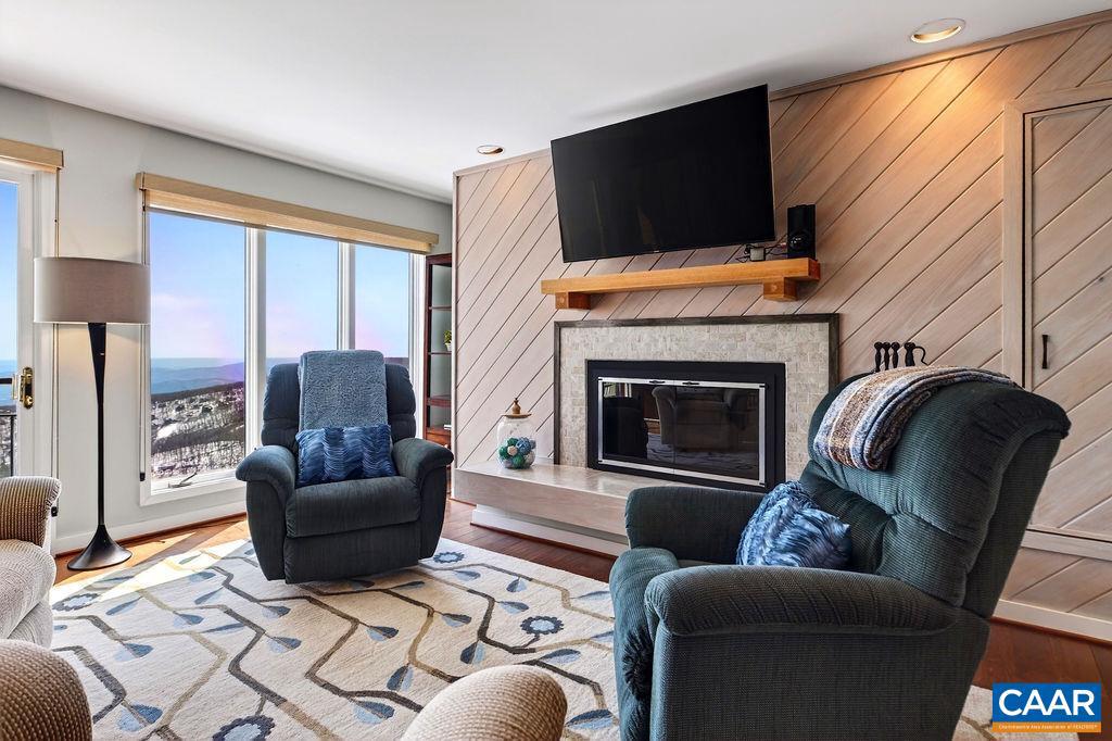 WINTERGREEN RESORT - Residential