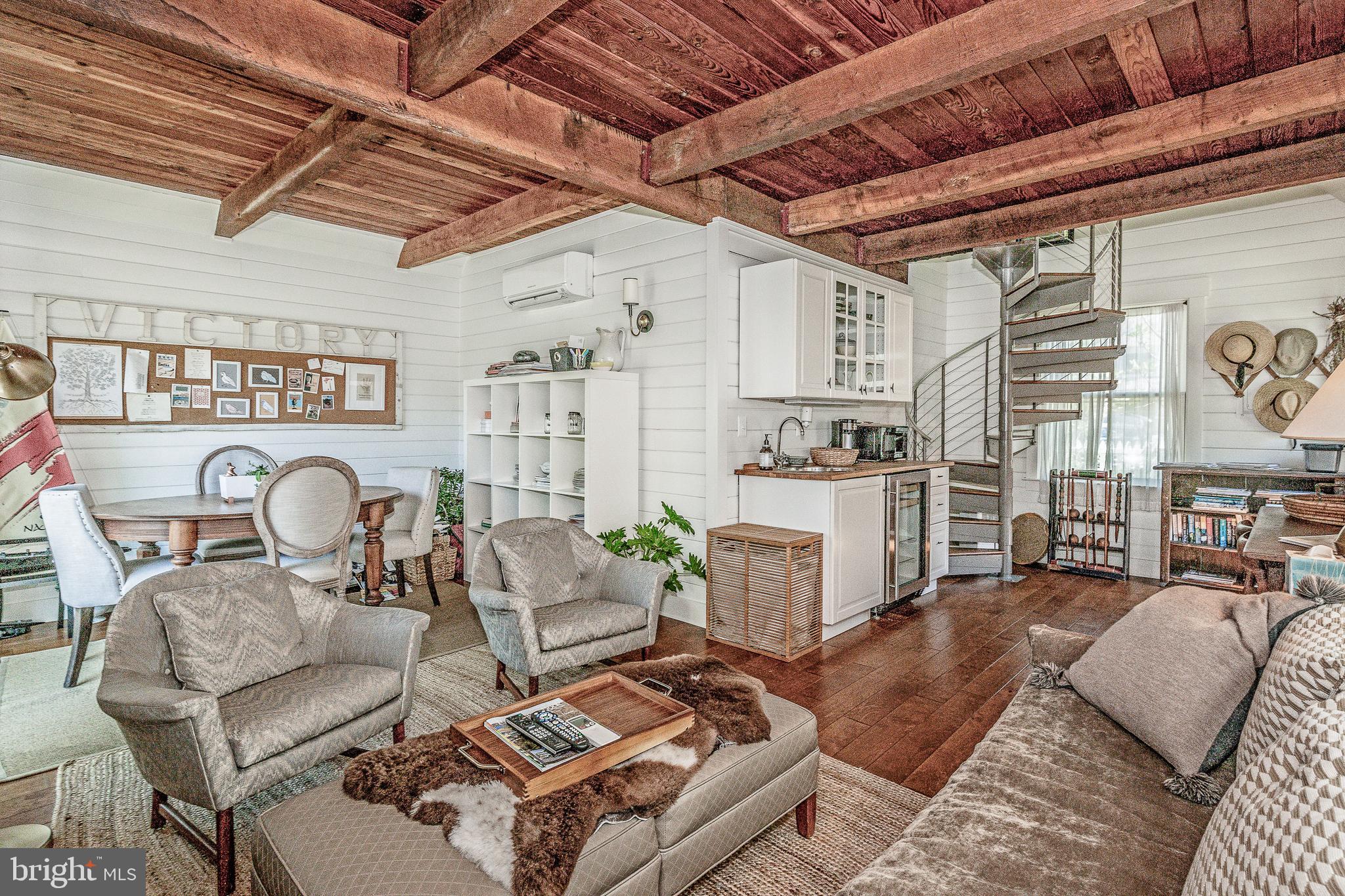 EASTPORT - Residential