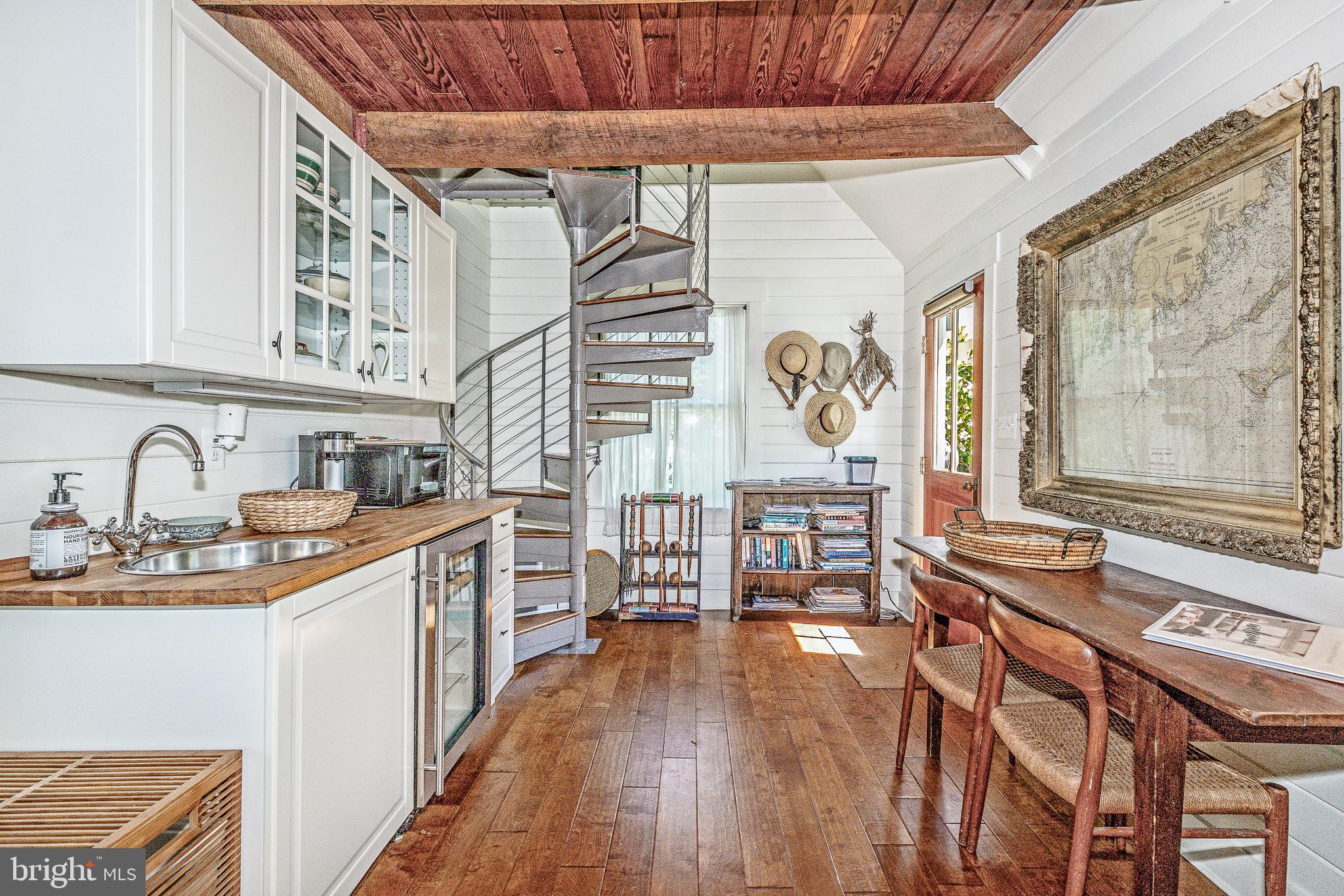 EASTPORT - Residential