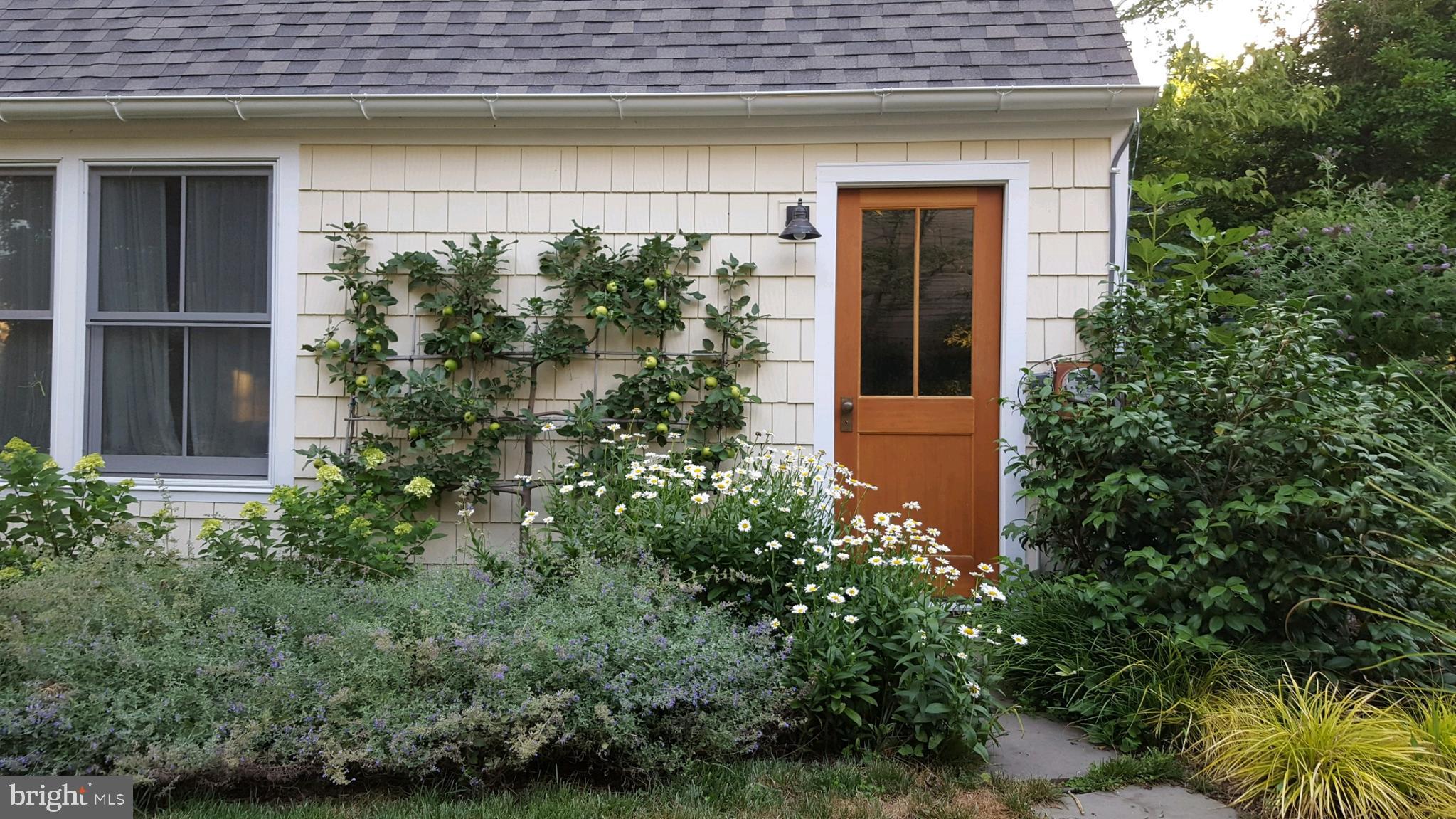 EASTPORT - Residential