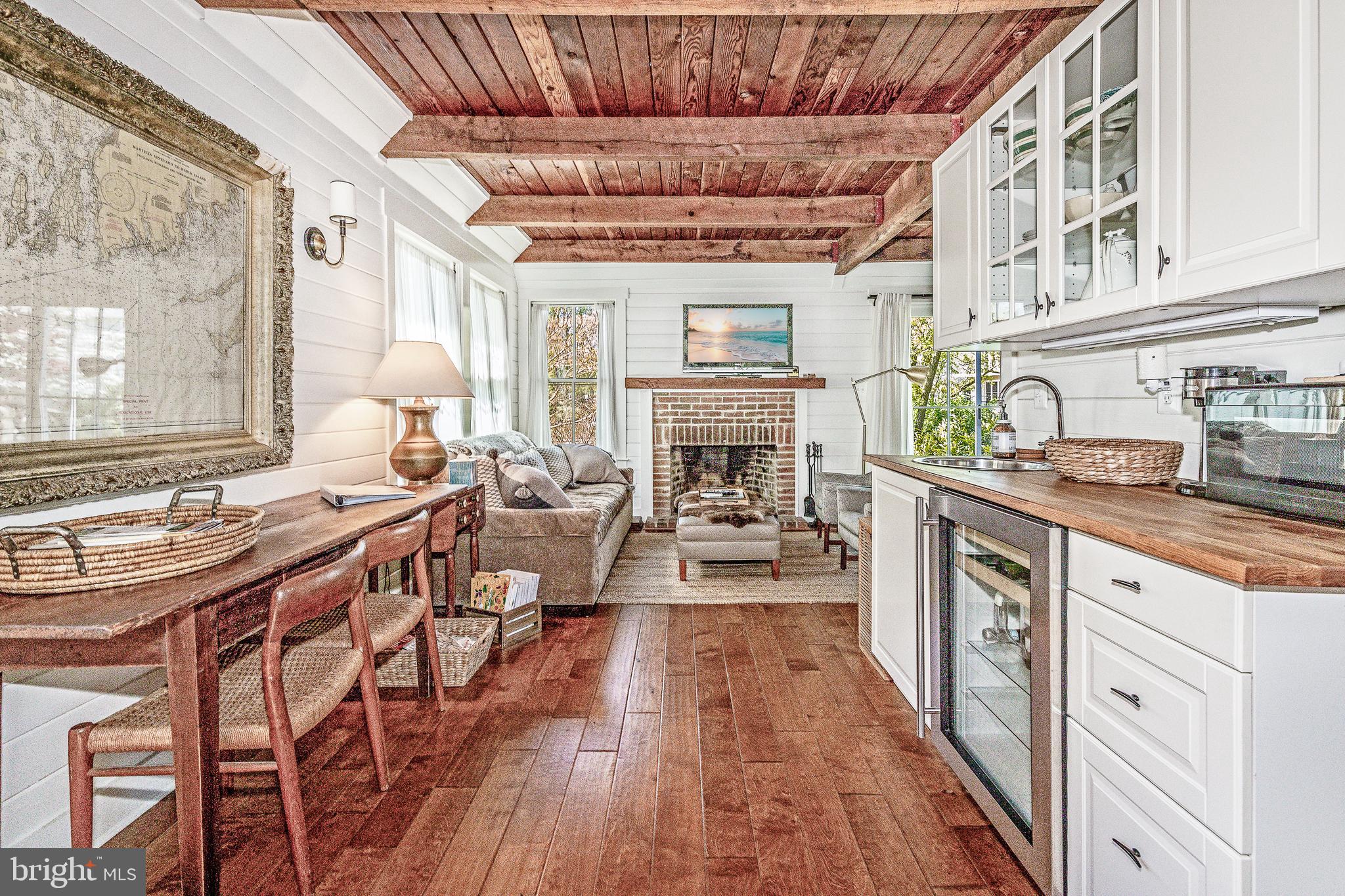 EASTPORT - Residential