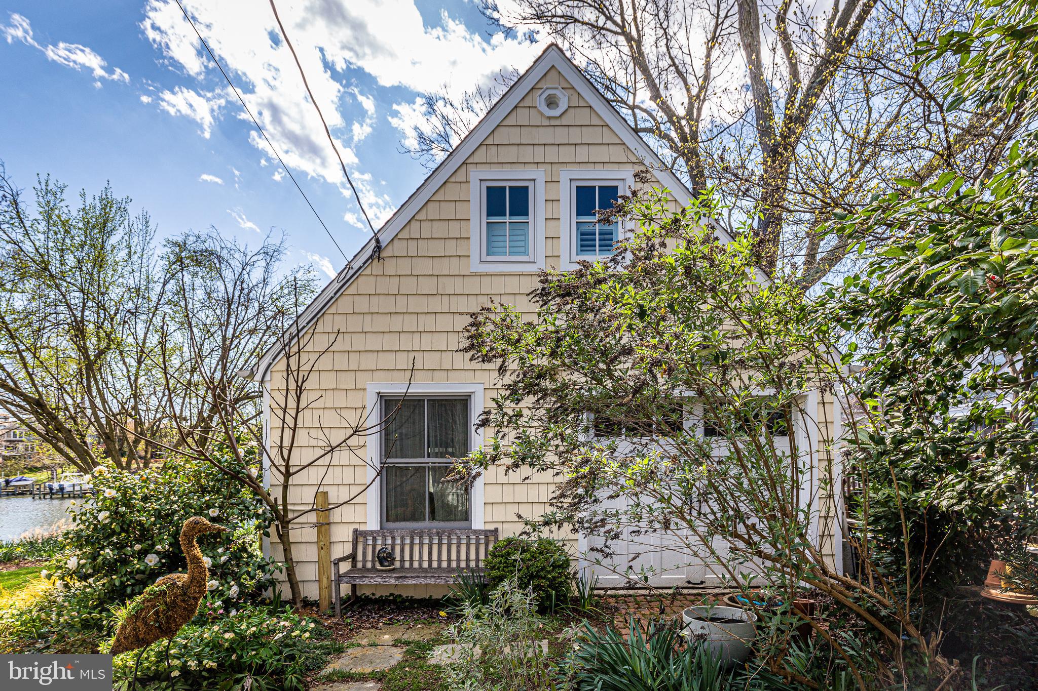 EASTPORT - Residential