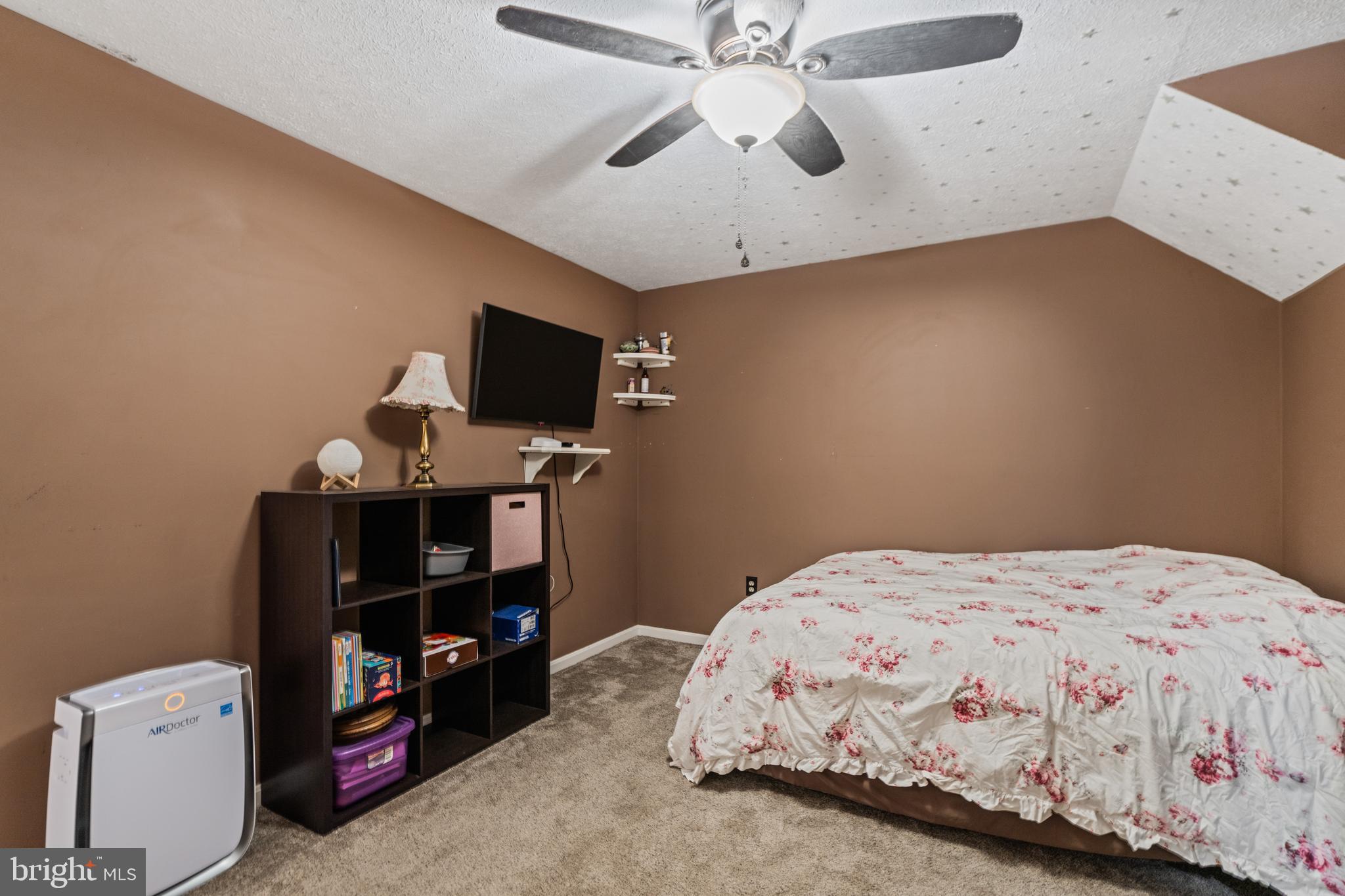 ORCHARD HILL - Residential