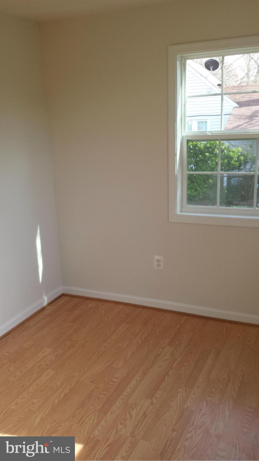 BALLARDS - Residential