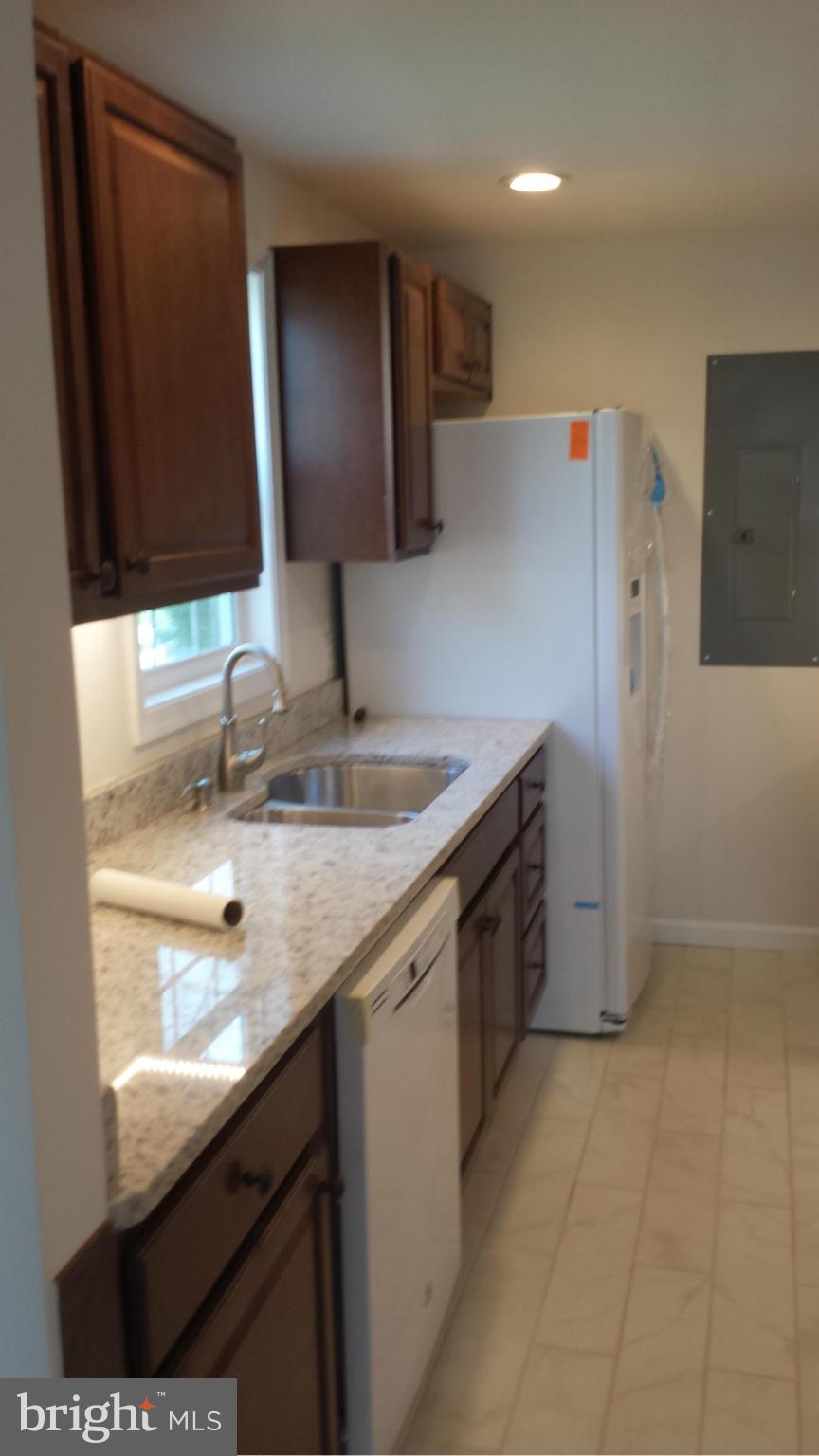 BALLARDS - Residential