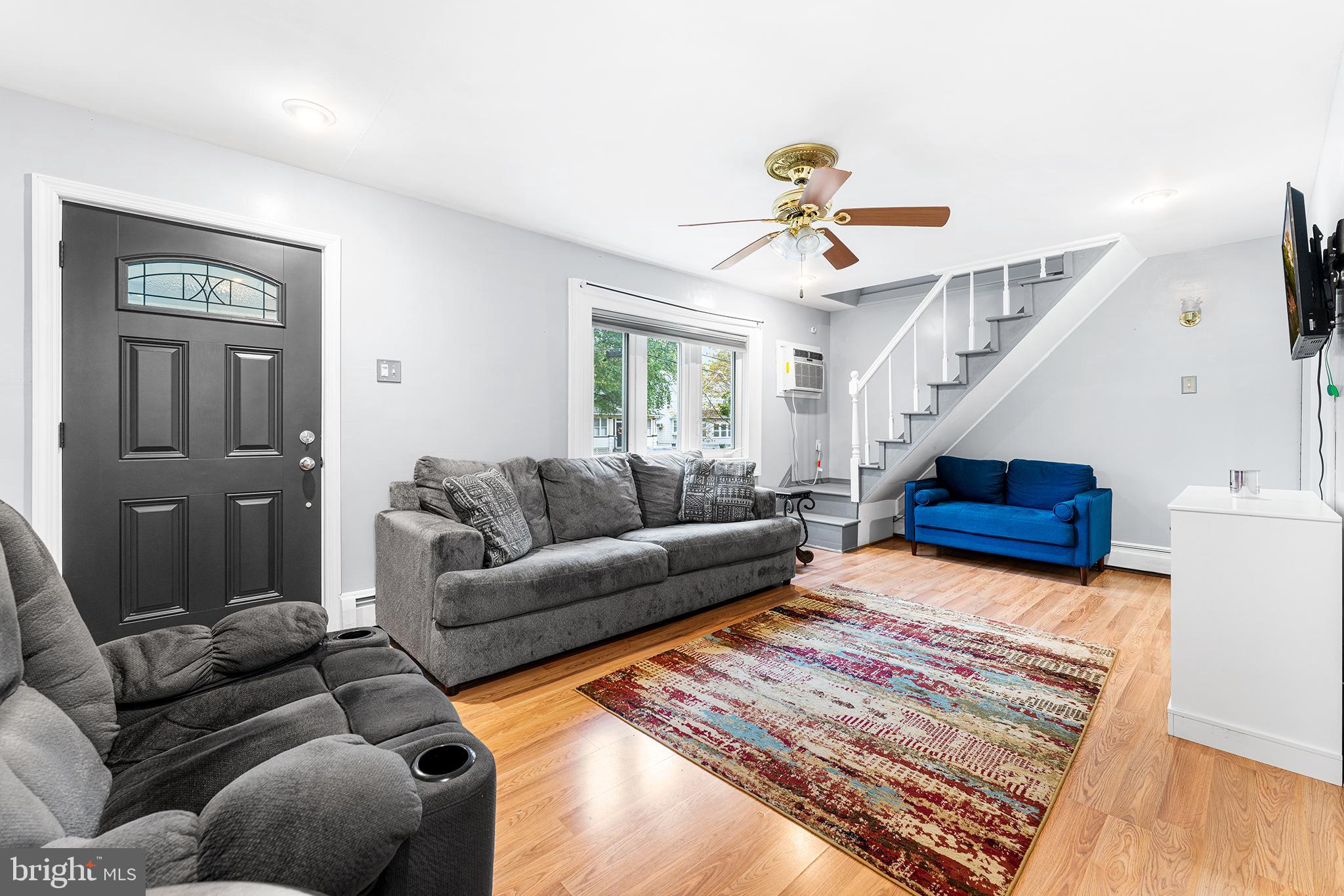 33 N LECATO AVENUE