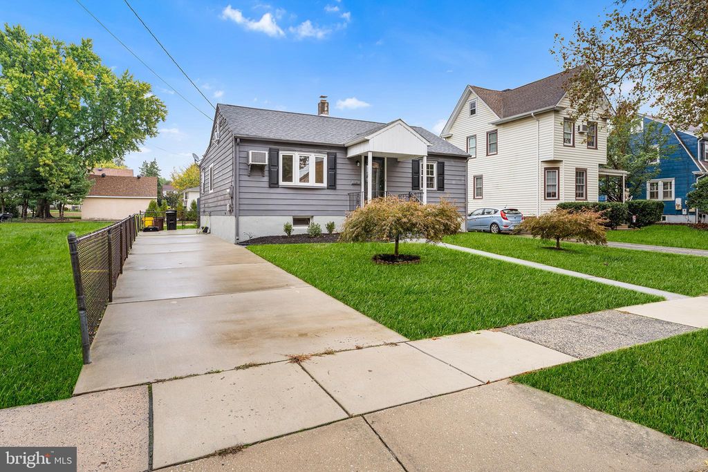 Photo of 33 N Lecato Avenue, AUDUBON, NJ 08106 (MLS # NJCD2103808)