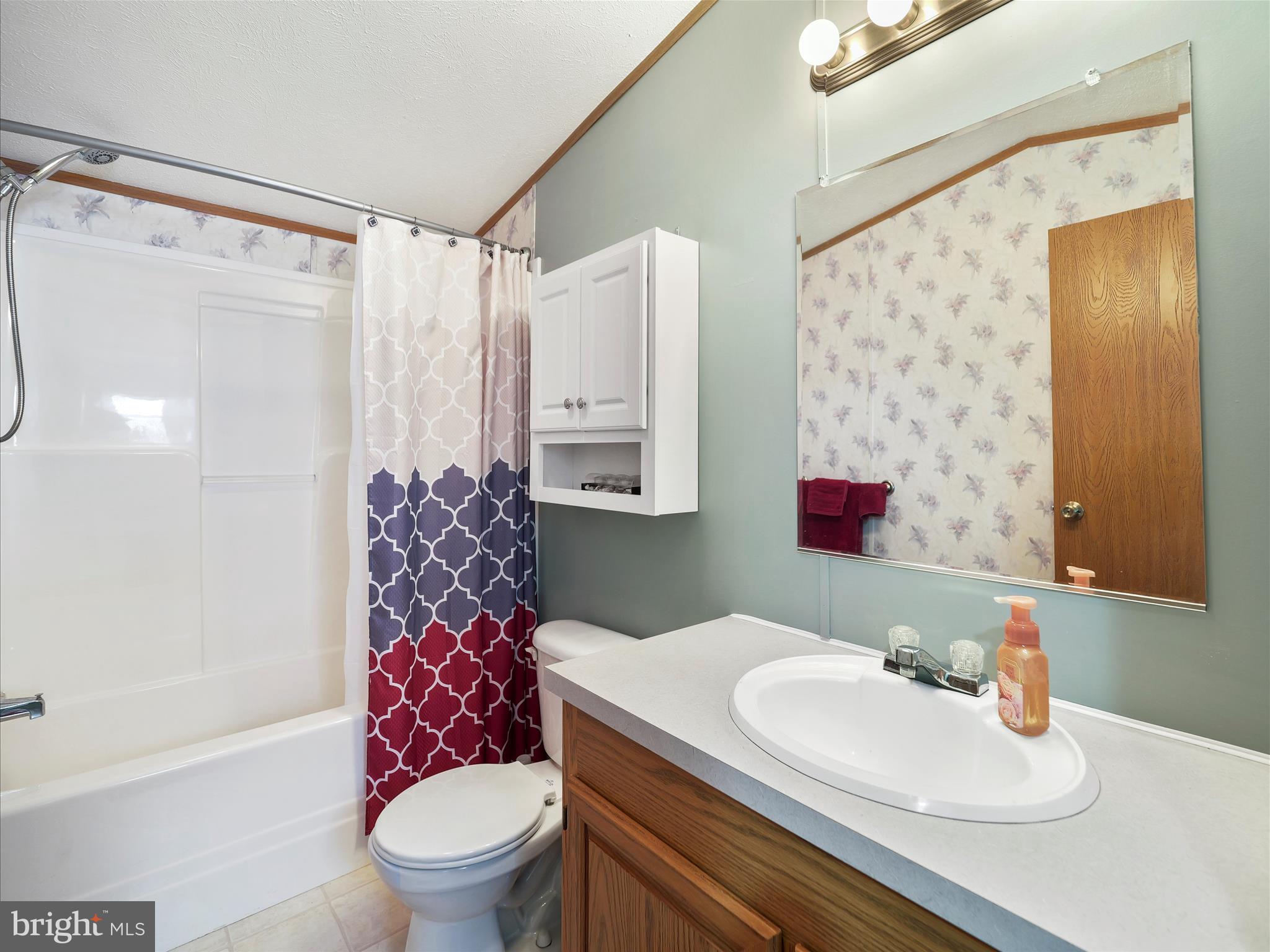 LAKESIDE PARK - Residential