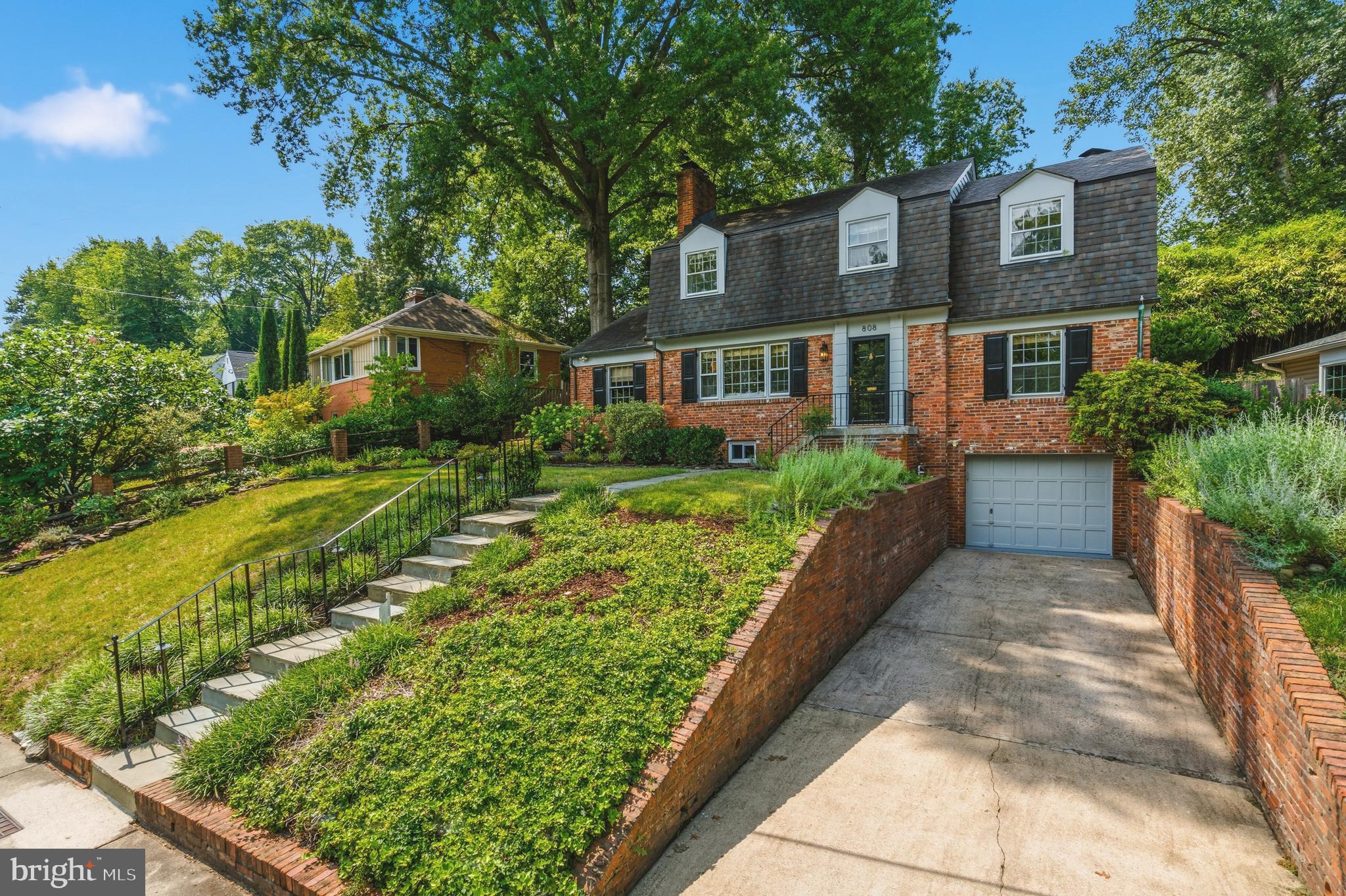 808 W TIMBER BRANCH PARKWAY