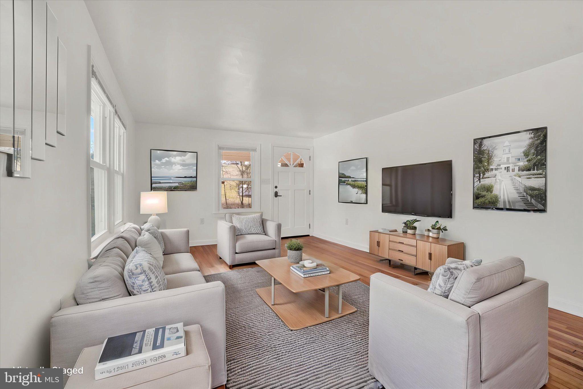 EAST MANCHESTER TWP. - Residential