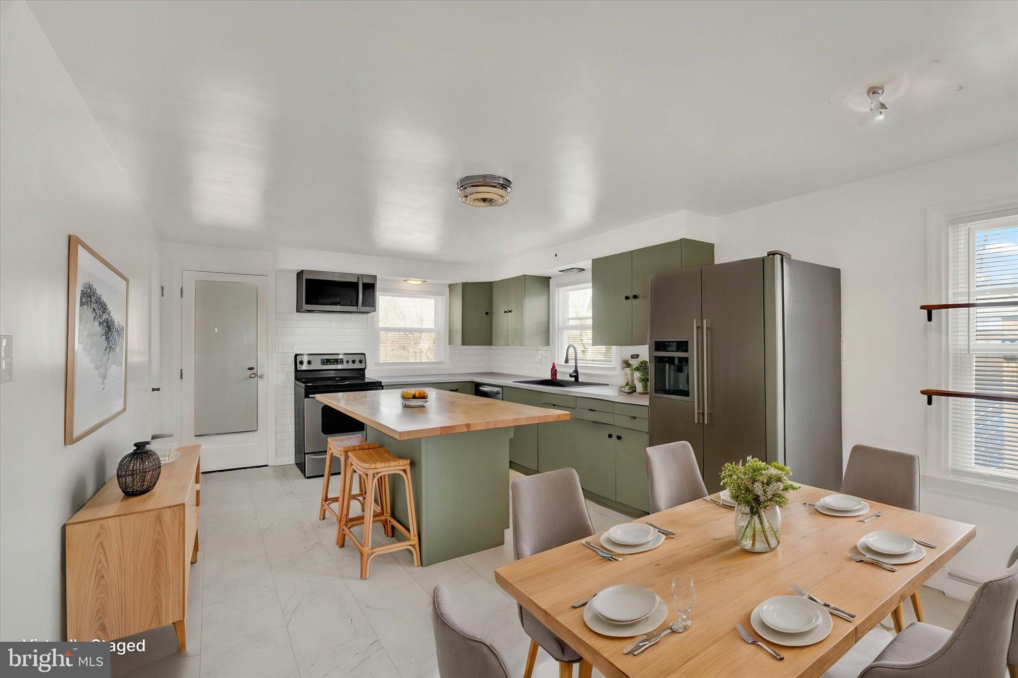 EAST MANCHESTER TWP. - Residential