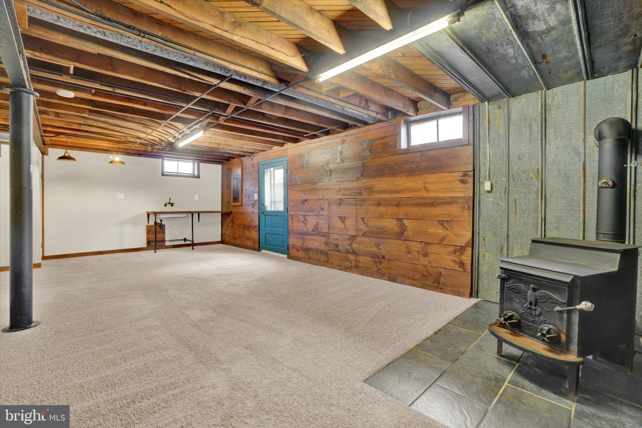 EAST MANCHESTER TWP. - Residential