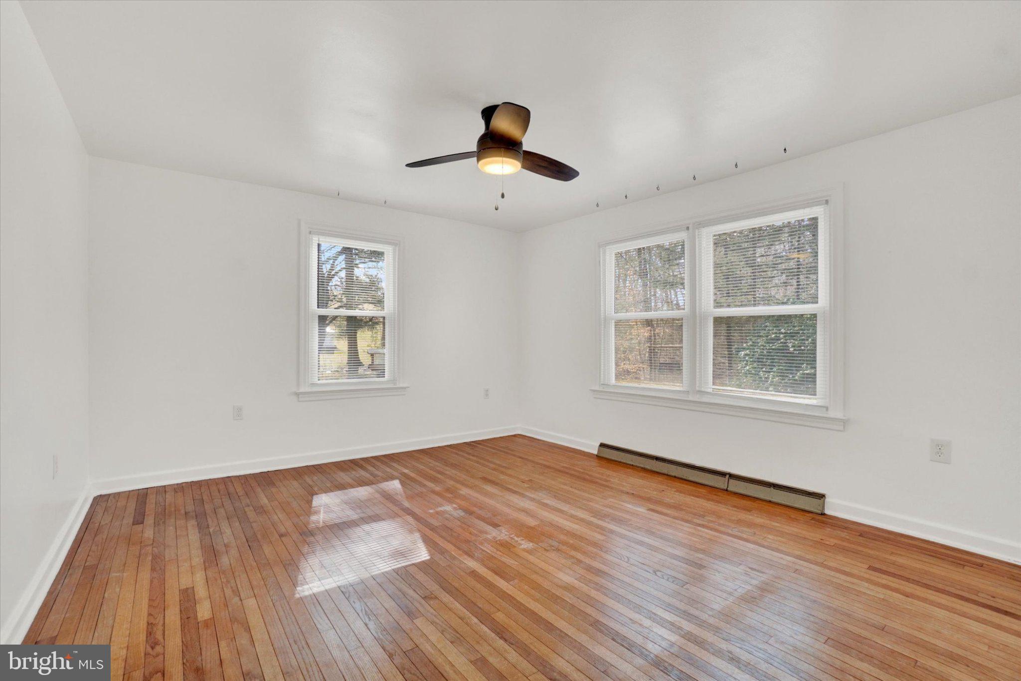 EAST MANCHESTER TWP. - Residential