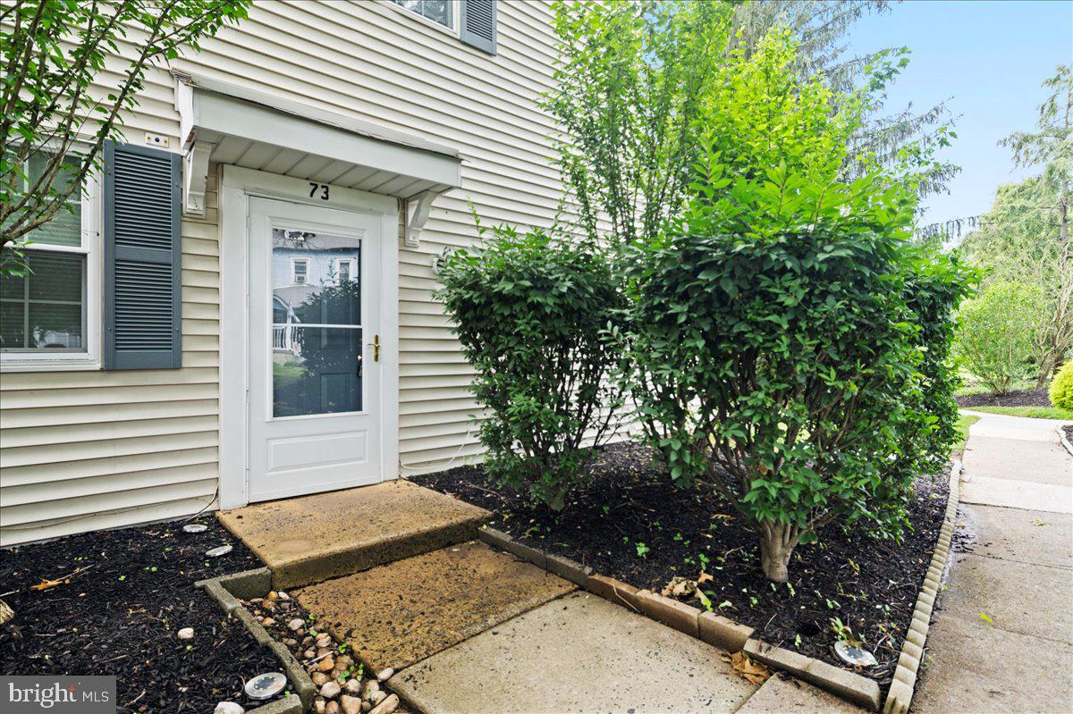 73 BELMONT STATION