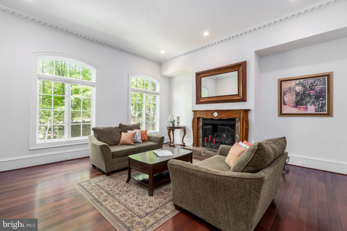 KIRBY WOODS - Residential