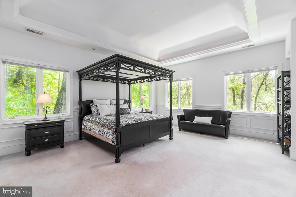 KIRBY WOODS - Residential