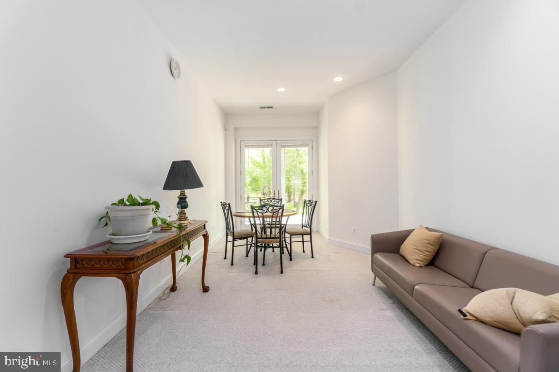 KIRBY WOODS - Residential