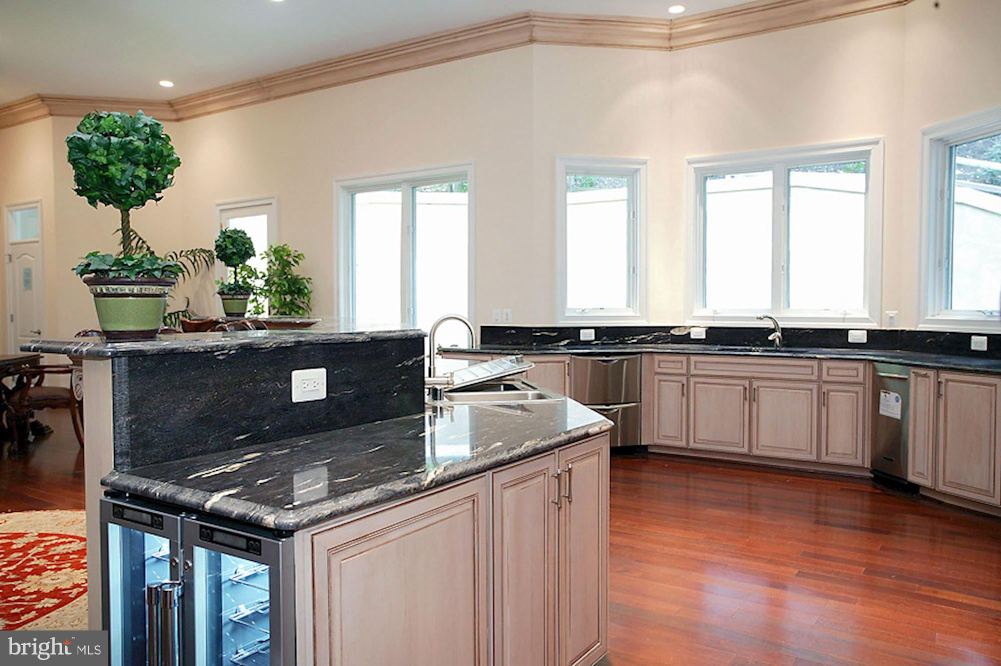 KIRBY WOODS - Residential