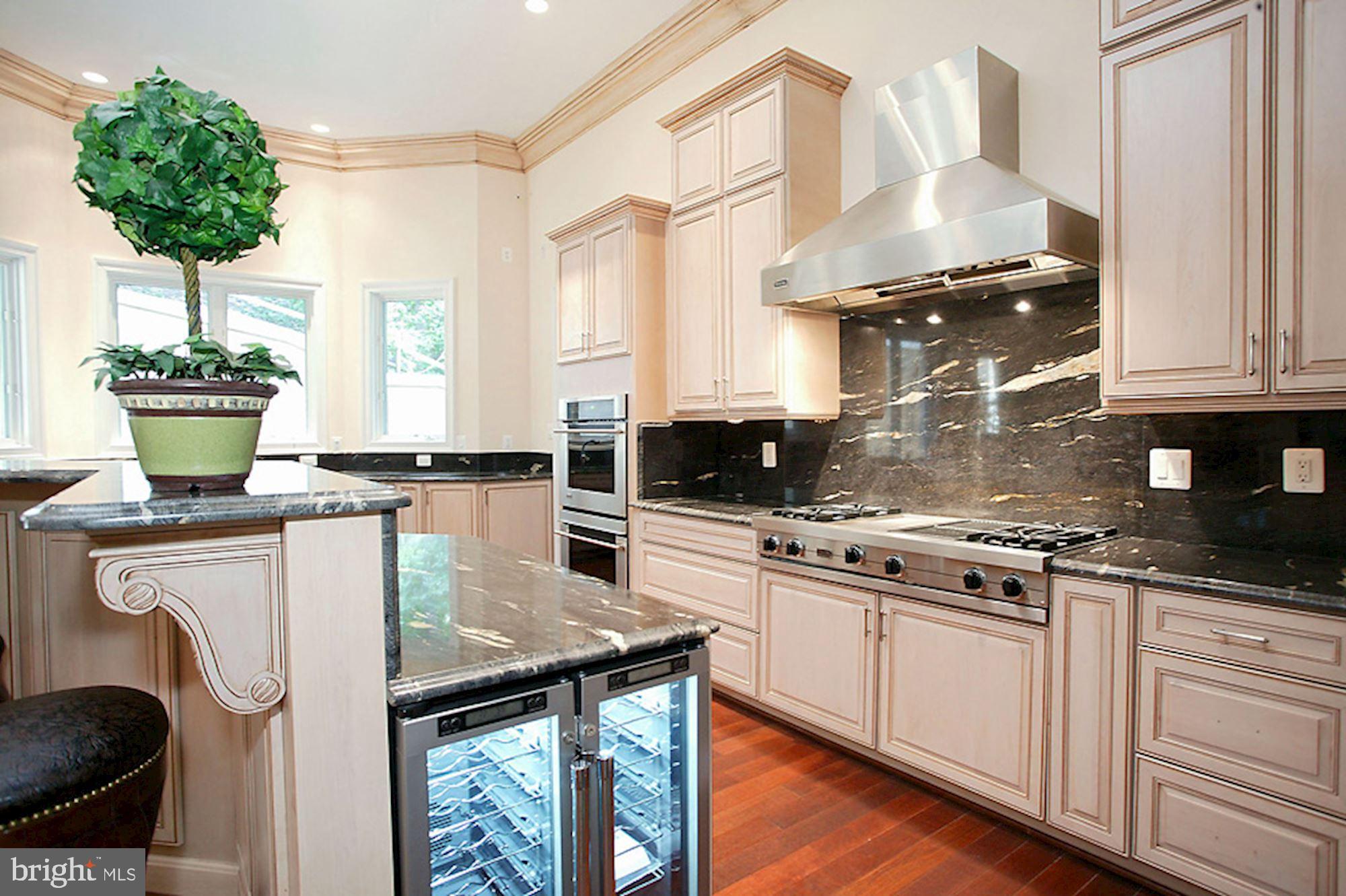 KIRBY WOODS - Residential